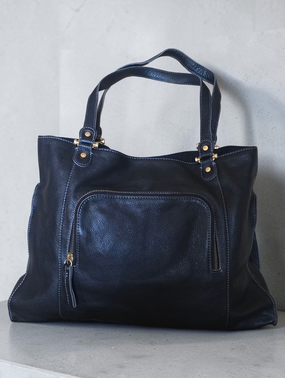 Liz Claiborne Black Leather Shoulder Tote Bag